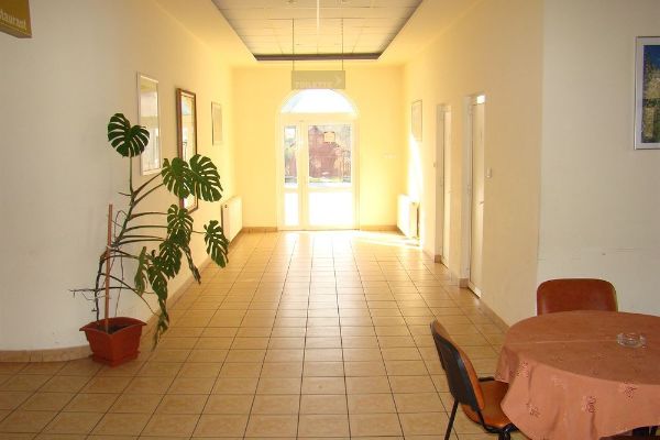 Hotel Mia (Borsa)